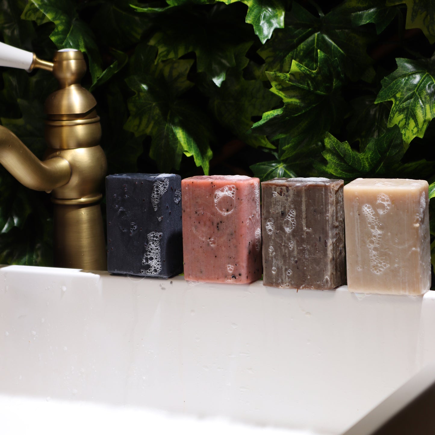 Honey Oatmeal – Gentle Exfoliating Clay Soap Bar for Dry & Sensitive Skin